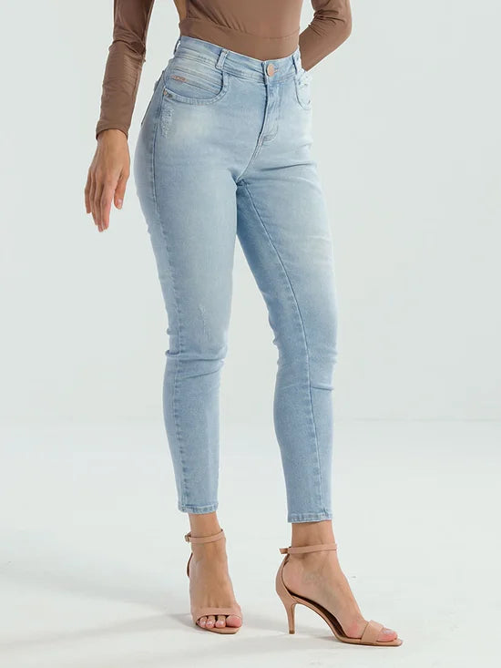 Calça Feminina Jeans Cropped Bolso Desfiado