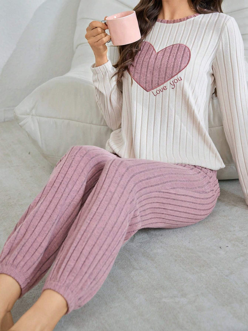 Conjunto de Pijama Macio com Bordado de coração para inverno
