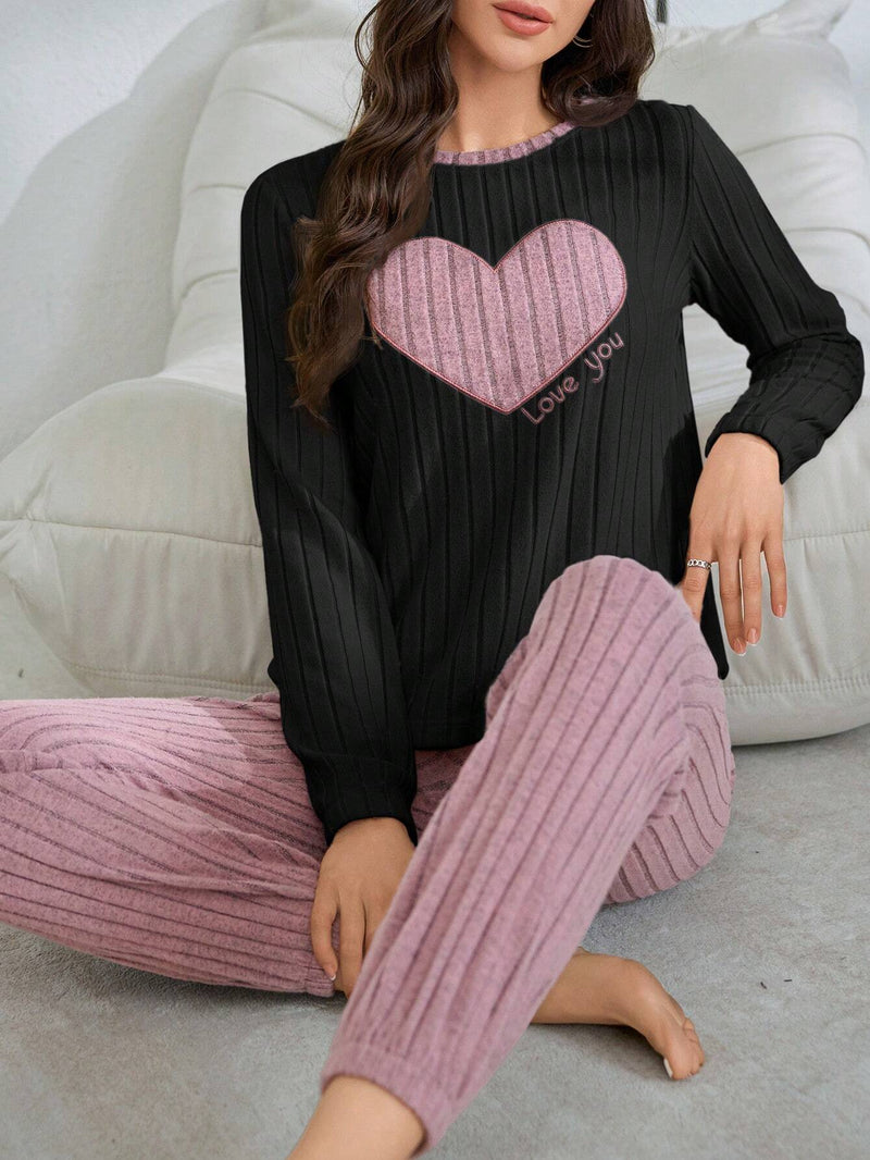 Conjunto de Pijama Macio com Bordado de coração para inverno