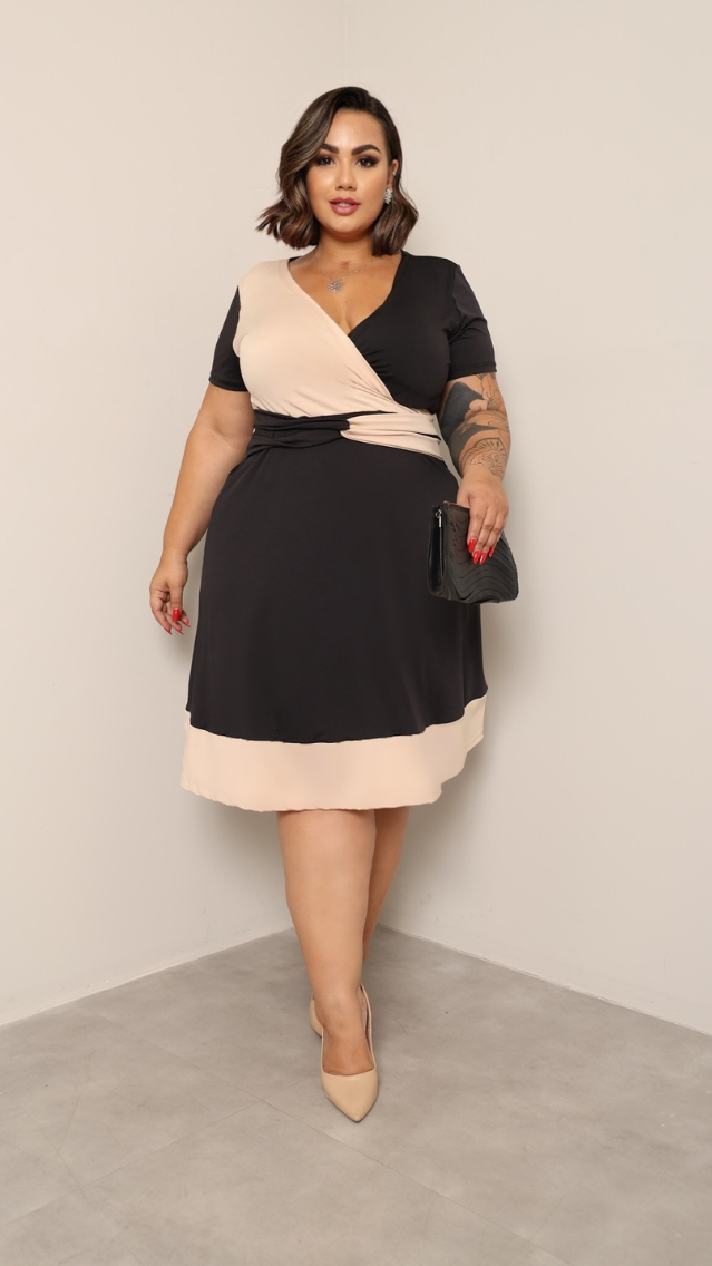 Vestido Plus Size Midi Romantic