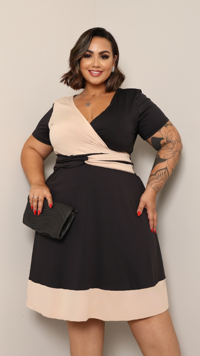 Vestido Plus Size Midi Romantic