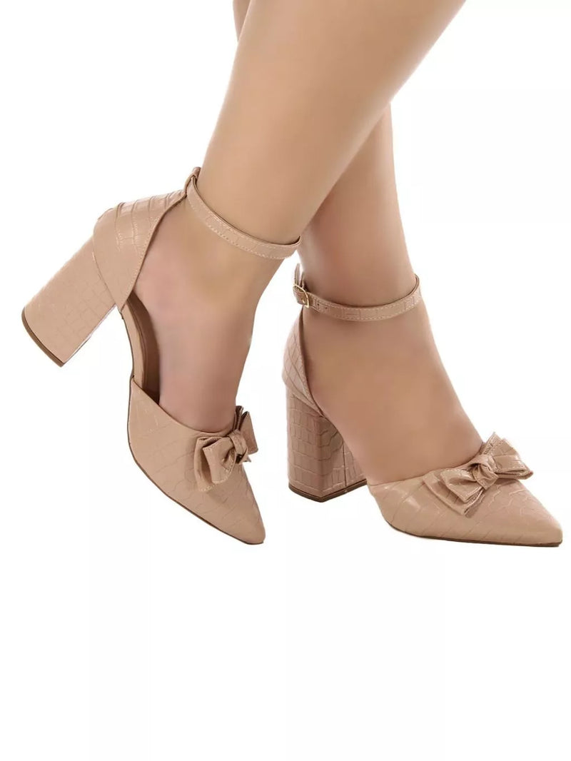 Scarpin Salto Grosso com laço